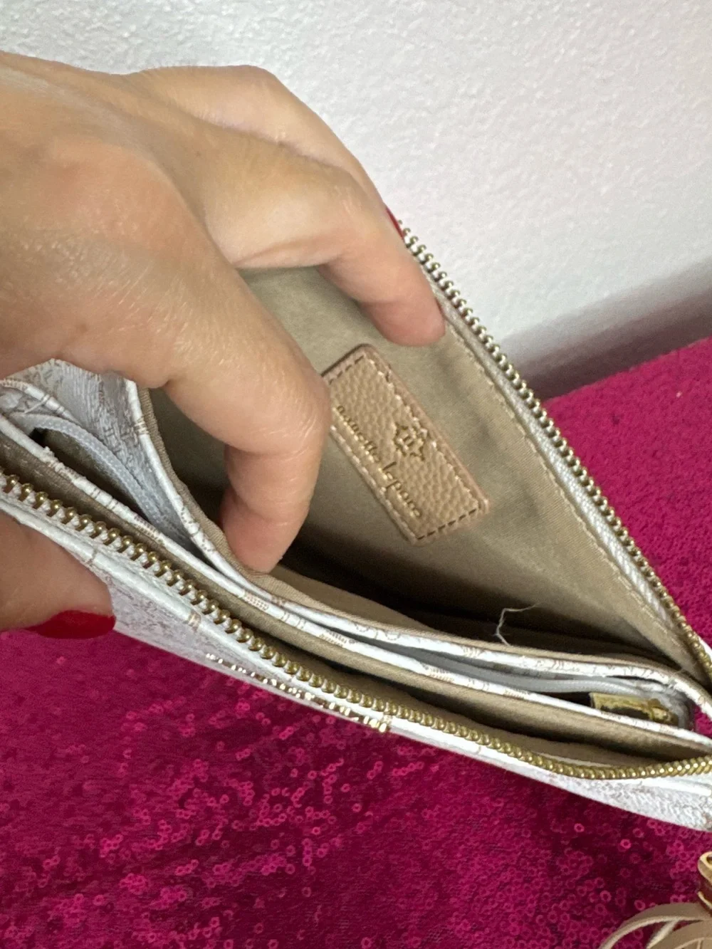 NANETTE LEPORE ⚜️ Cream & Tan Logo Monogrammed Tassel Clutch Purse - Like New